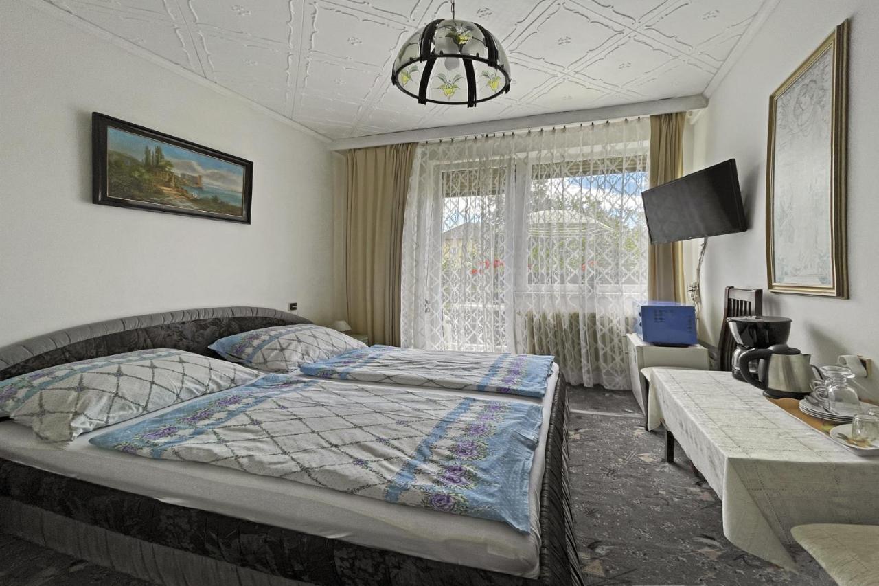 Pension Villa Hany Marianske Lazne Exterior foto